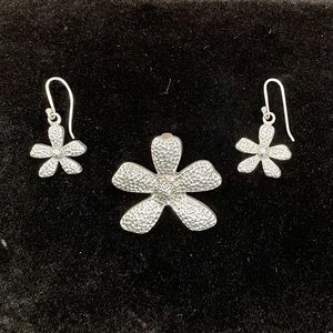 Vintage Silpada Textured Flower Sterling Silver Pendant Earrings 925 S1101 W1155